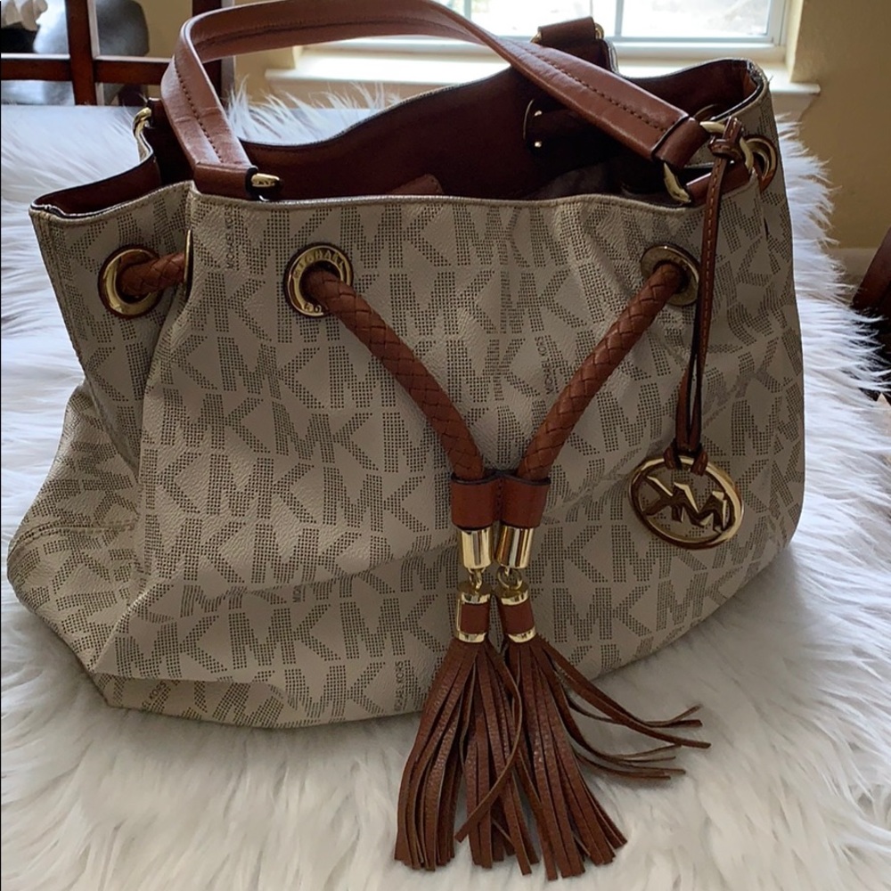 Authentic Michael Kors Tote